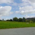 Chalé Family Friendly, Lovely Lakeland With Private Parking And A Patio